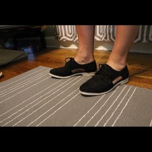 Black cut out sides brogues